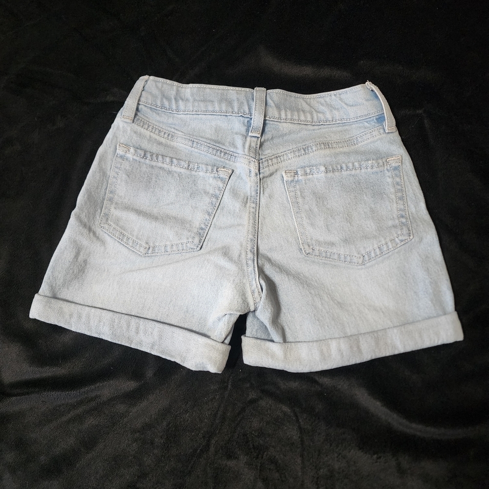 Y2K Distressed Light Wash Denim Shorts | Old Navy | 10 (Girl) - Picture 2 of 4